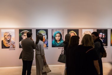 Foto di Steve McCurry, ultimi giorni della mostra nel Castello di Otranto