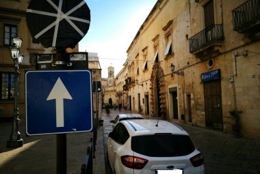 Si rifà il basolato, a Galatina modifiche al traffico