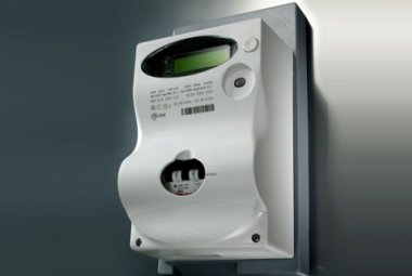 Le fanno cambiare fornitore di energia elettrica a sua insaputa. Signora di Galatina ricorre al giudice